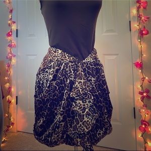 Bebe silk animal print skirt size 8 !